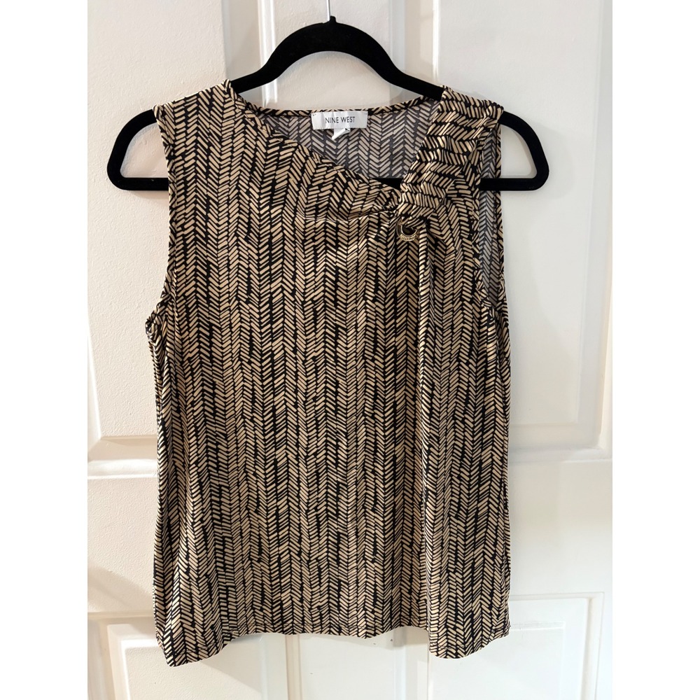 Nine West | Sleeveless Ring Detail Chevron Tank Top | S || Tan Black|